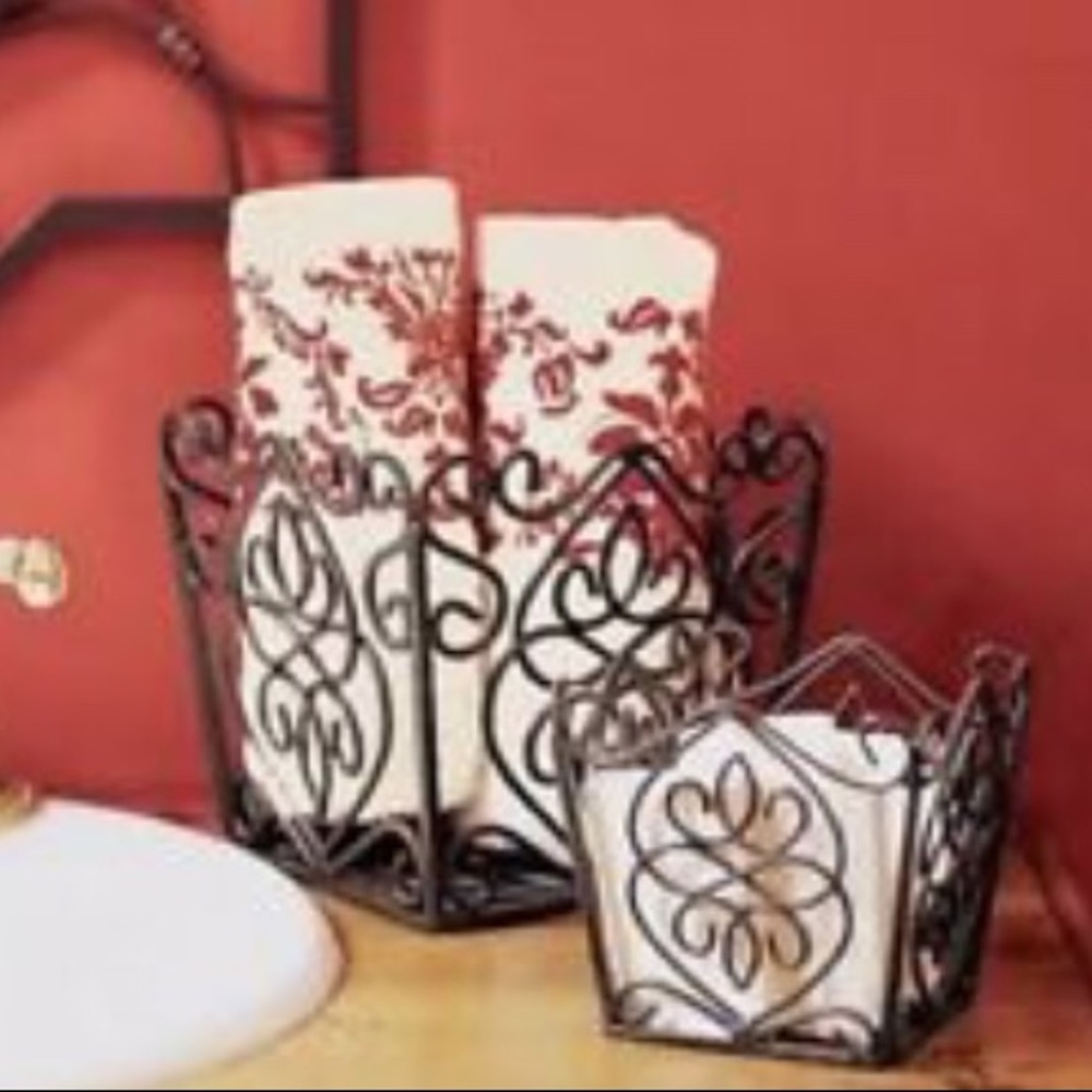 SLAH Rosedale Planters Wrought Iron Set of 2 - Picture 7 of 7
